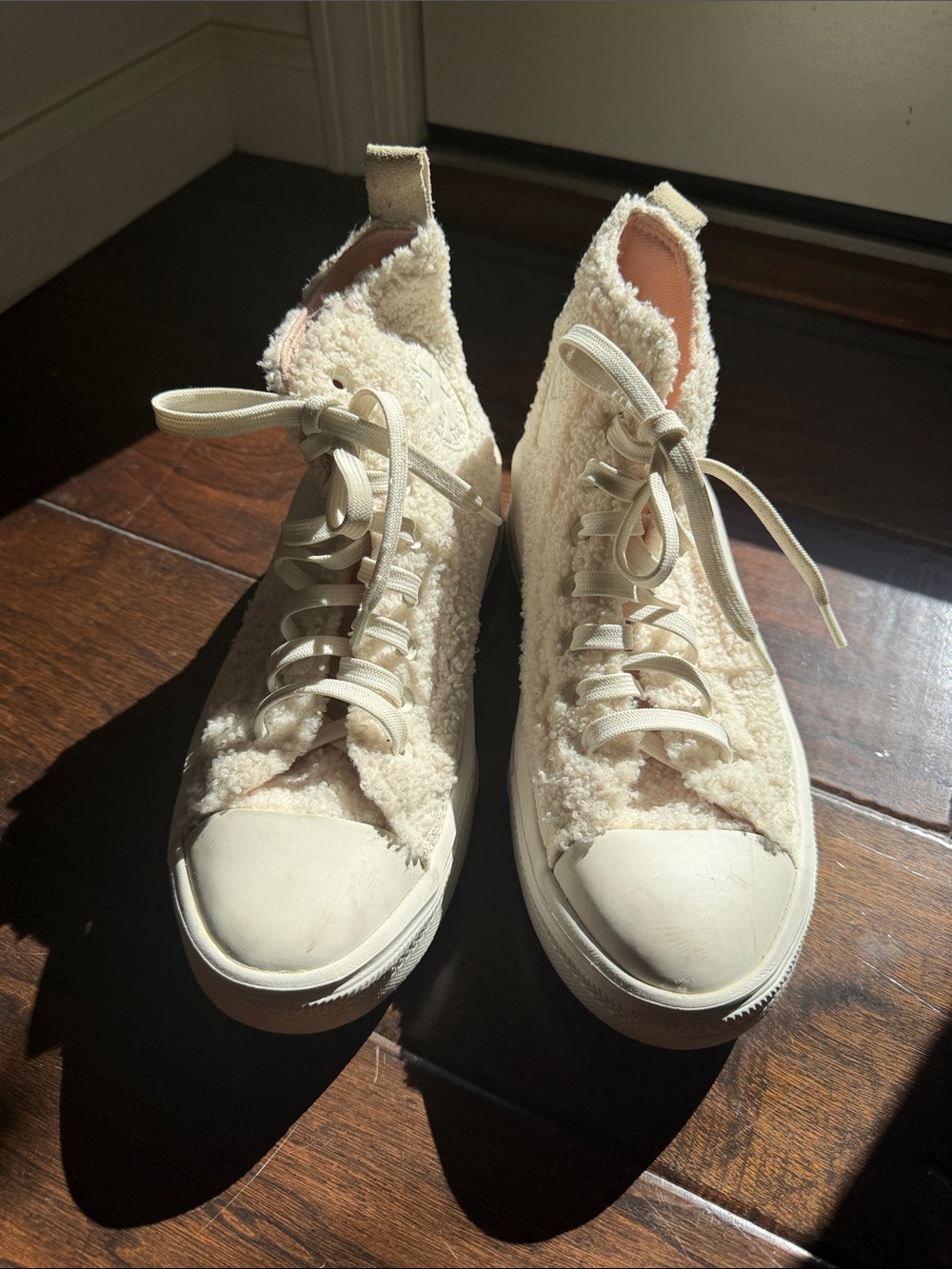 Women's Converse All Star Cream Sherpa style  High-Top Platform Sneakers